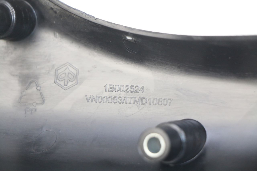 photo de CUBIERTA LATERAL DEL CHASIS PIAGGIO LIBERTY IGET 4T 50 (2015 - 2020)