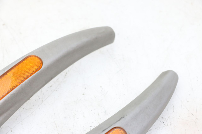 photo de TAPA BASTIDOR PIAGGIO LIBERTY 125 (1998 - 2008)