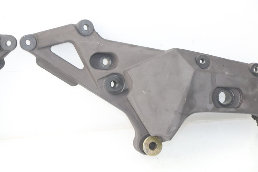 photo de TAPA BASTIDOR MV AGUSTA BRUTALE R WALLY 910 (2008 - 2008)