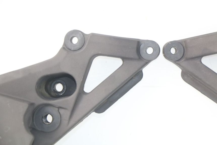 photo de TAPA BASTIDOR MV AGUSTA BRUTALE R WALLY 910 (2008 - 2008)