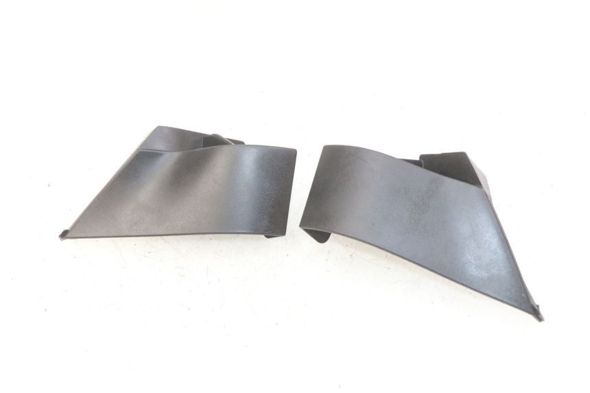 photo de CUBIERTA LATERAL DEL CHASIS PIAGGIO LIBERTY IGET S 125 (2016 - 2020)