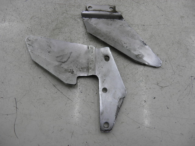 photo de TAPA BASTIDOR SUZUKI GS GSE 500 (2001 - 2003)