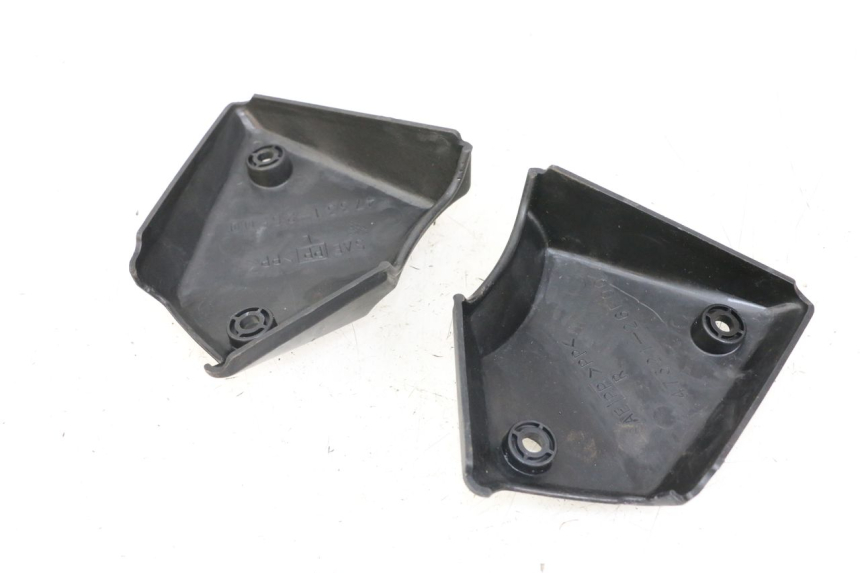 photo de Cubierta lateral del chasis SUZUKI VL INTRUDER 125 (2004 - 2007)