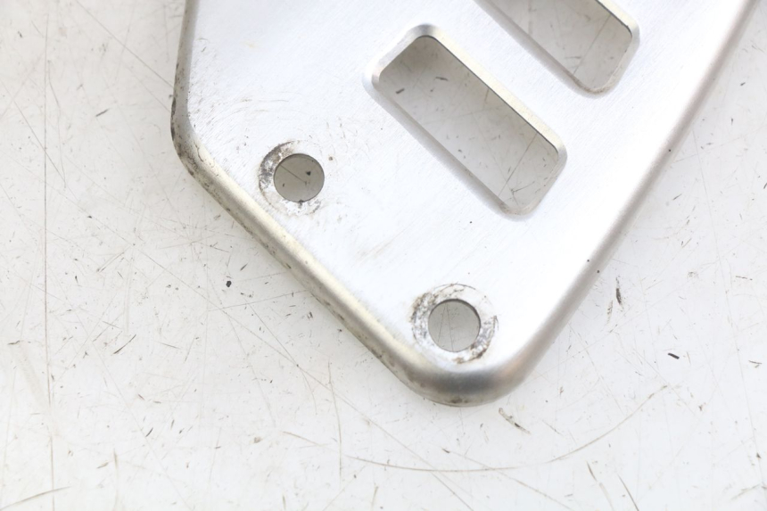 photo de CUBIERTA CHASIS LATERAL SUZUKI SV N 650 (1999 - 2002)