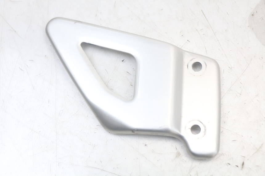 photo de CUBIERTA CHASIS LATERAL SUZUKI SV N 650 (1999 - 2002)