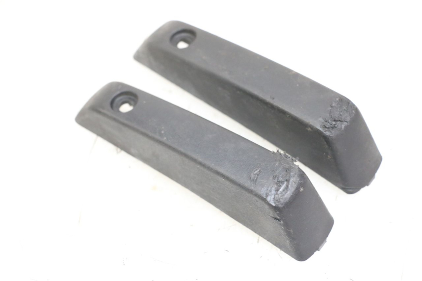 photo de CUBIERTA LATERAL DEL CHASIS YAMAHA XMAX X-MAX 125 (2006 - 2009)