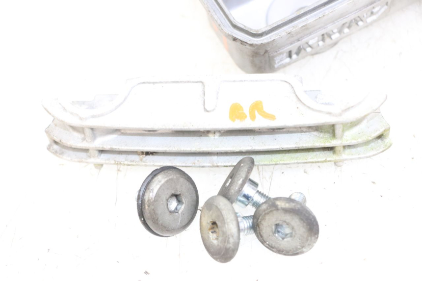 photo de Tapa de válvulas HYOSUNG GV AQUILA 125 (2000 - 2004) - Vista general del producto