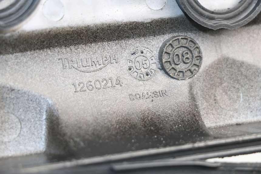 photo de TAPA CULATA TRIUMPH STREET TRIPLE 675 (2007 - 2012)