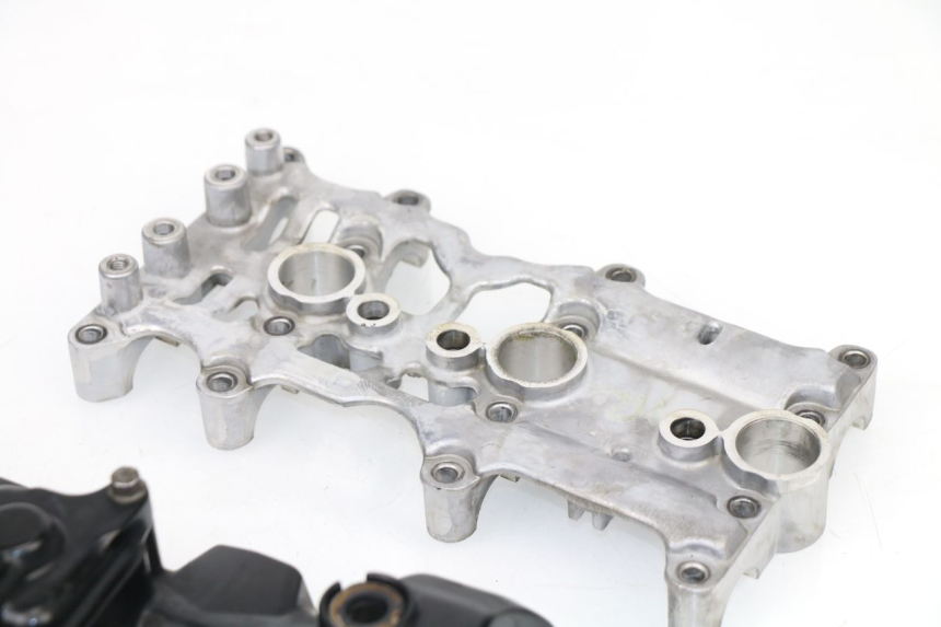 photo de TAPA CULATA TRIUMPH STREET TRIPLE 675 (2007 - 2012)