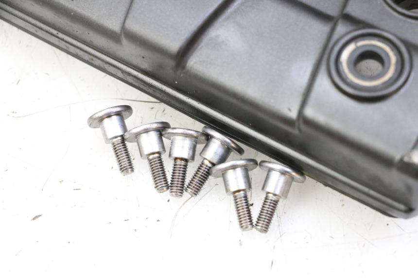 photo de TAPA CULATA YAMAHA FZ6 FAZER S2 600 (2007 - 2011)
