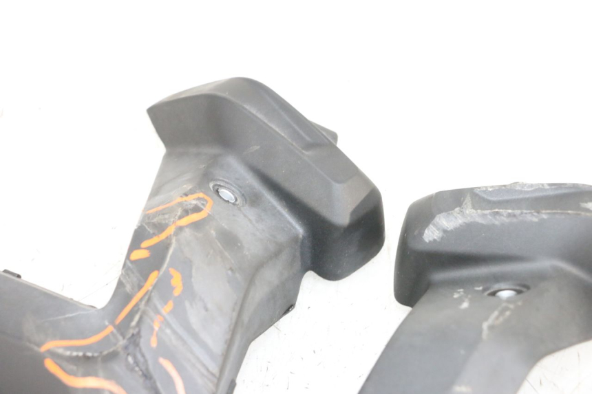 photo de TAPA CILINDRO BMW R GS 1250 (2021 - 2024) - Marcados y referencias originales