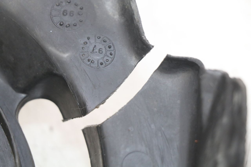 photo de TAPA DE HORQUILLA MBK BOOSTER SPIRIT 50 (1999 - 2003)