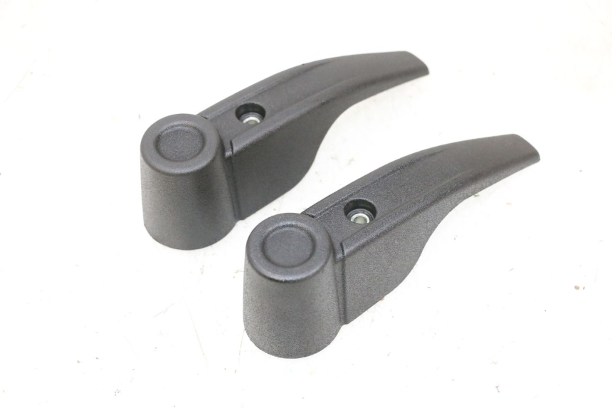 photo de CARENADO HORQUILLA PIAGGIO MP3 HPE 300 (2019 - 2026) - Zoom estado de uso