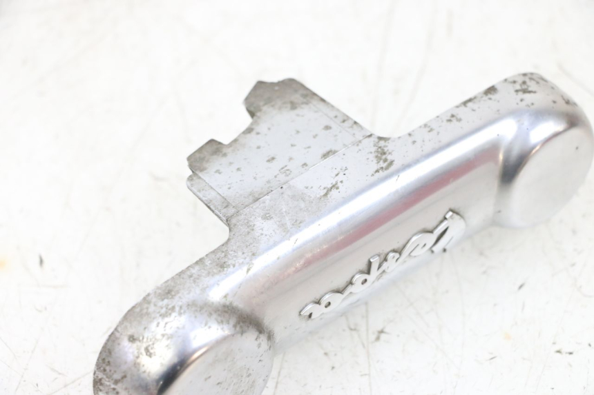 photo de CARENADO HORQUILLA PIAGGIO VESPA GTS SUPER IE 125 (2009 - 2016) - Zoom estado de uso