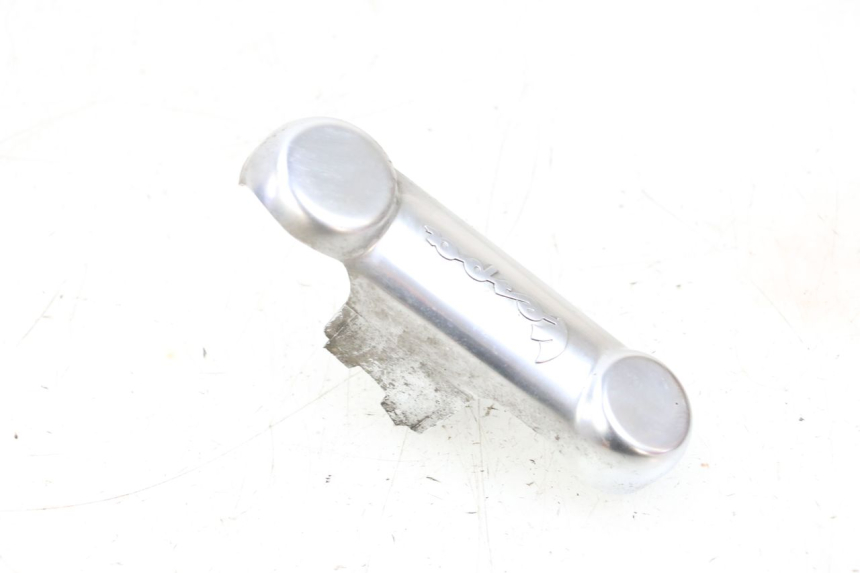 photo de CARENADO HORQUILLA PIAGGIO VESPA GTS SUPER IE 125 (2009 - 2016) - Primer plano técnico