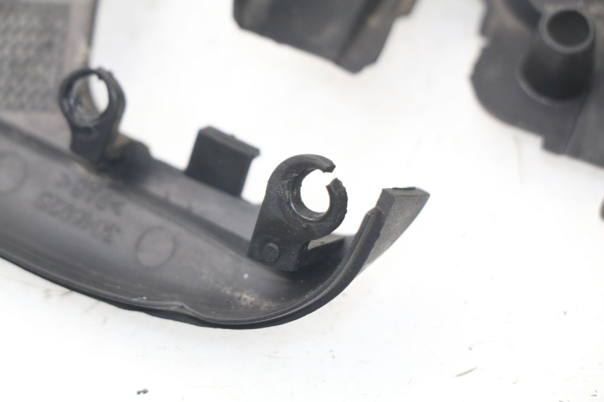 photo de TAPA BOMBA FRENO APRILIA SCARABEO GT 125 (1999 - 2007)