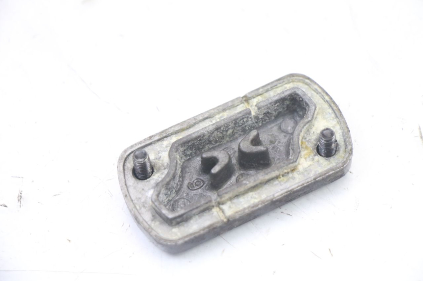 photo de TAPA BOMBA FRENO KYMCO GRAND DINK 125 (2008 - 2014)