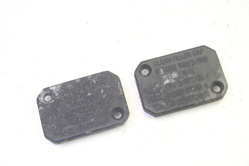 photo de TAPA BOMBA FRENO PIAGGIO X8 125 (2004 - 2007) - Detalle de la pieza