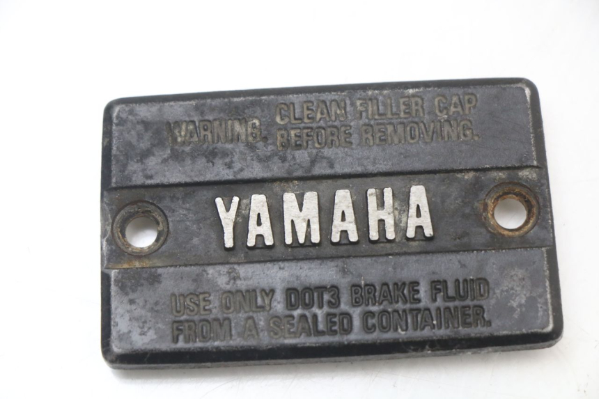 photo de TAPA BOMBA FRENO YAMAHA DTLC 125 (1982 - 1987)