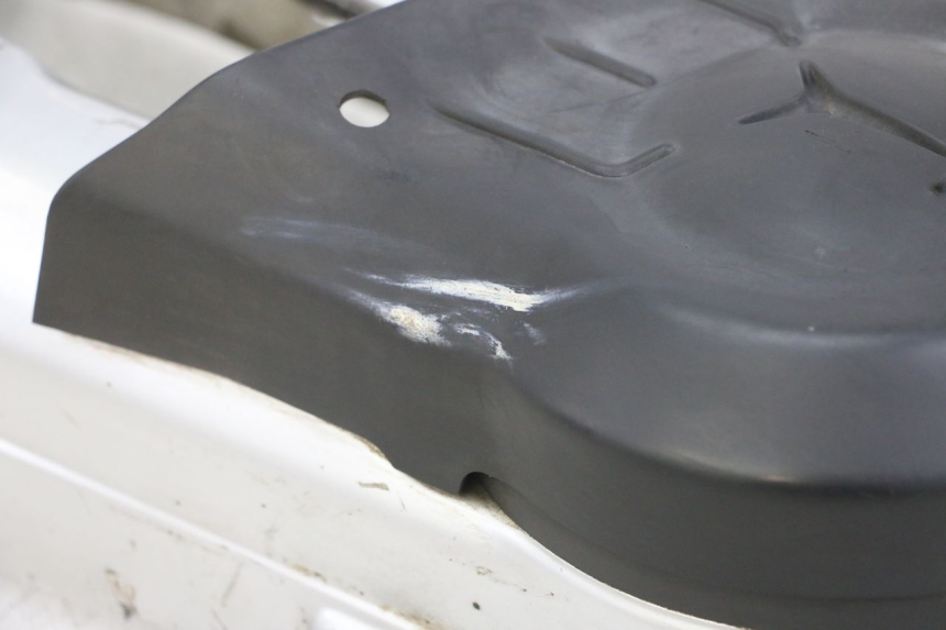 photo de TAPA DE MOTOR PIAGGIO MP3 LT 400 (2007 - 2012)