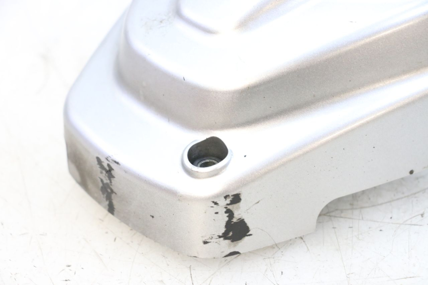 photo de TAPA MOTOR PIAGGIO VESPA GTS SUPER IE 125 (2009 - 2016) - Zoom estado de uso