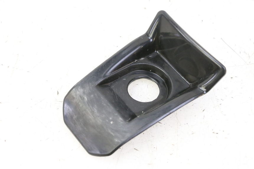 photo de TAPA CLAUSOR QUADRO 4 4D 350 (2015 - 2018)