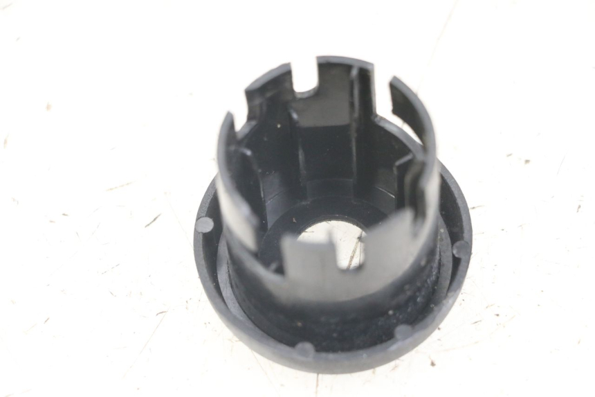 photo de TAPA DEL INTERRUPTOR DE ENCENDIDO YAMAHA AEROX 2T 50 (2013 - 2017)