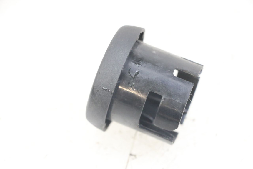 photo de TAPA DEL INTERRUPTOR DE ENCENDIDO YAMAHA AEROX 2T 50 (2013 - 2017)