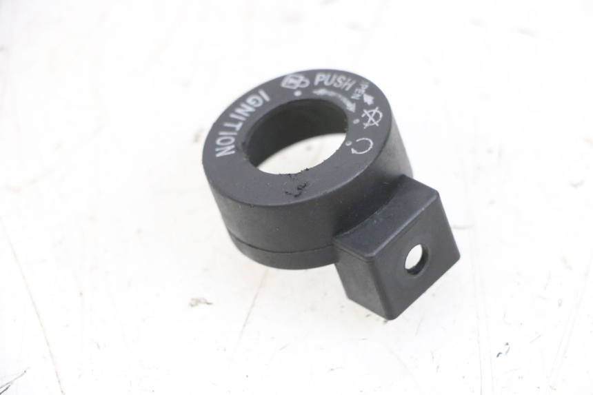 photo de TAPA CLAUSOR PEUGEOT KISBEE 4T 50 (2010 - 2017)