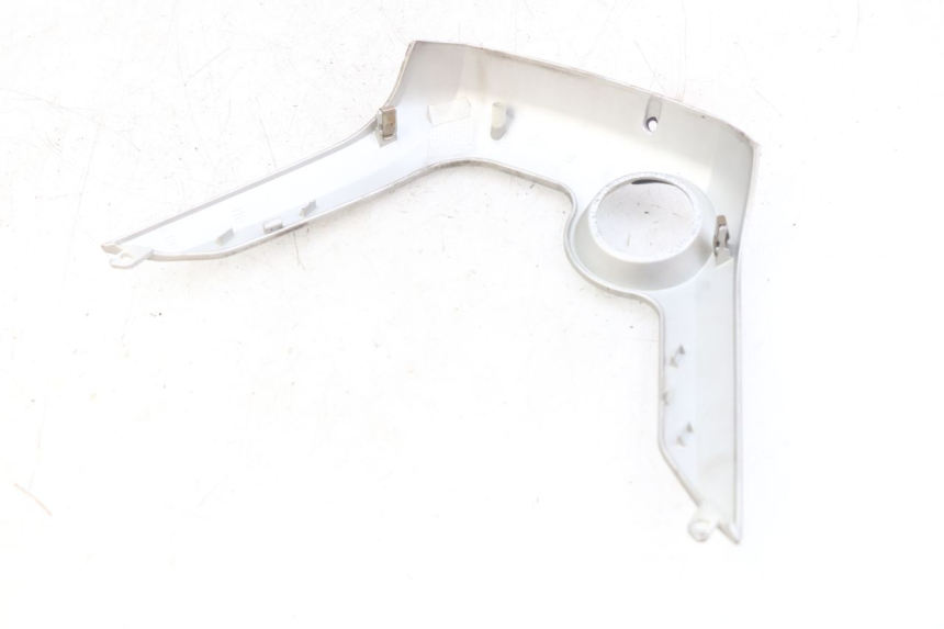 photo de TAPA DEL INTERRUPTOR DE ENCENDIDO MBK SKYCRUISER 125 (2010 - 2013)