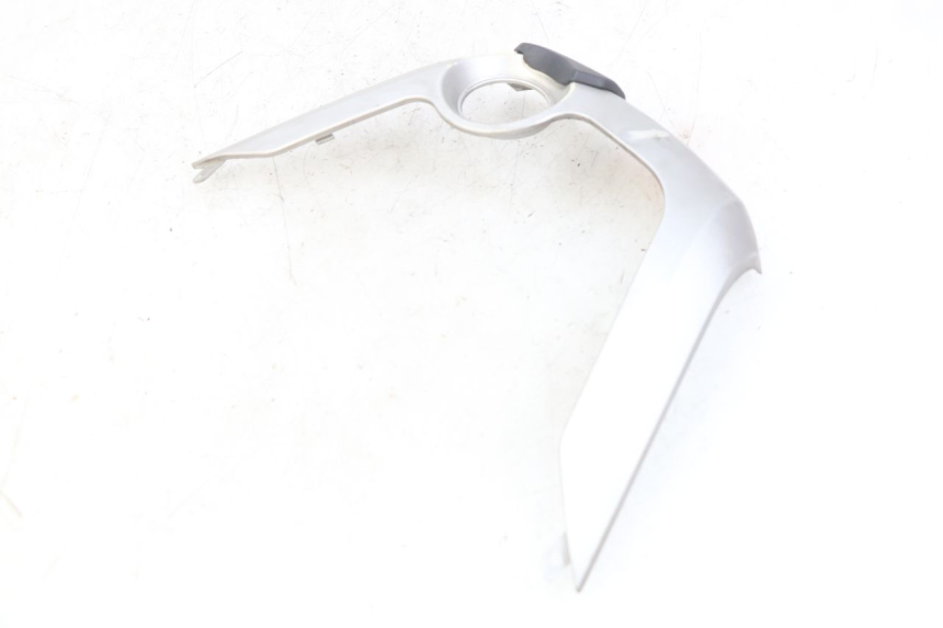 photo de TAPA DEL INTERRUPTOR DE ENCENDIDO MBK SKYCRUISER 125 (2010 - 2013)