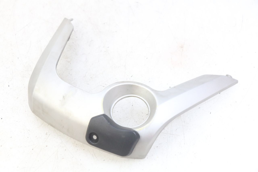 photo de TAPA DEL INTERRUPTOR DE ENCENDIDO MBK SKYCRUISER 125 (2010 - 2013)