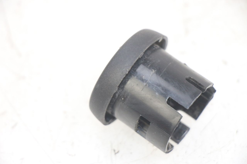 photo de TAPA DEL INTERRUPTOR DE ENCENDIDO YAMAHA NEOS NEO'S 4T 50 (2008 - 2016)