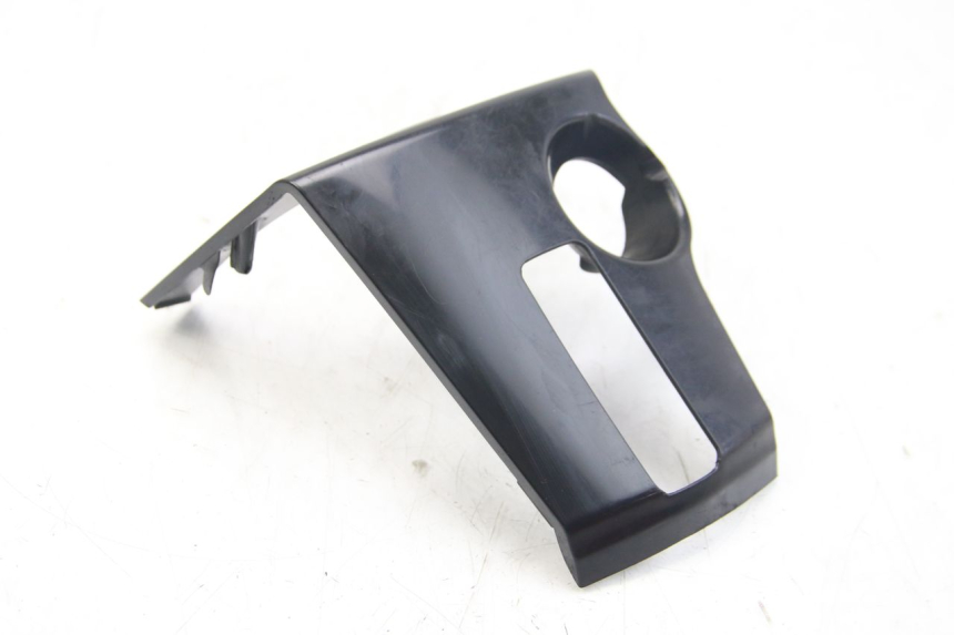photo de TAPA DEL INTERRUPTOR DE ENCENDIDO PIAGGIO BEVERLY 125 (2010 - 2015)
