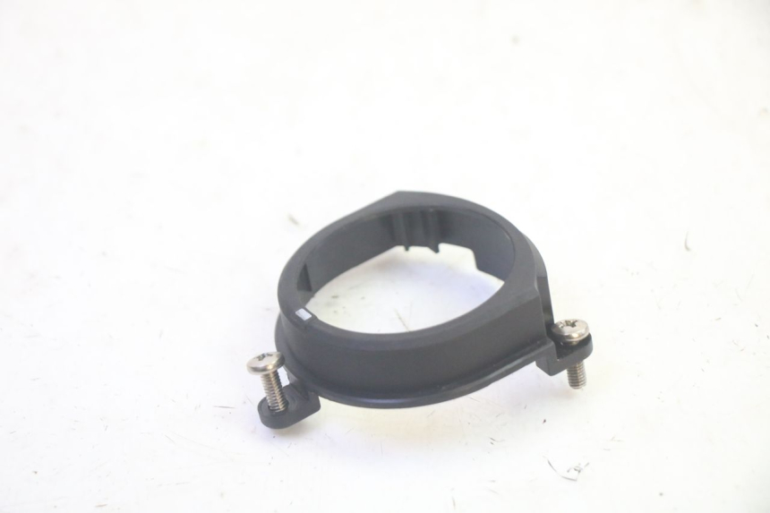 photo de TAPA CLAUSOR YAMAHA TRICITY 300 (2020 - 2024) - Vista principal