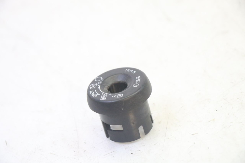 photo de TAPA DEL INTERRUPTOR DE ENCENDIDO YAMAHA YP MAJESTY 125 (2007 - 2010)