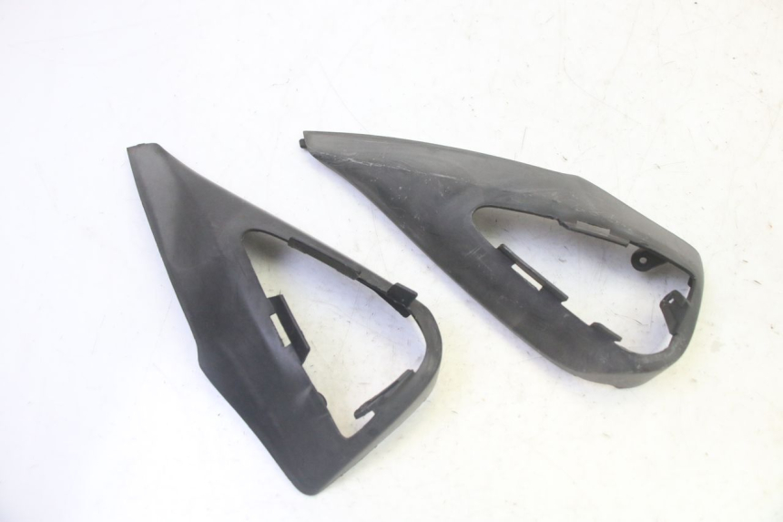 photo de TAPA DEL ESPEJO RETROVISOR HONDA FES S-WING SWING ABS 125 (2007 - 2015)