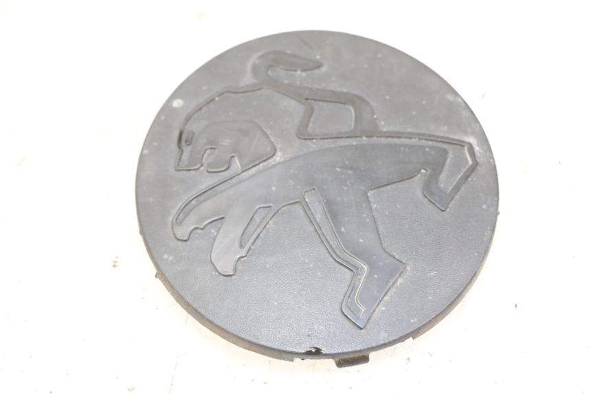 photo de TAPA RUEDA PEUGEOT SATELIS 125 (2013 - 2018)