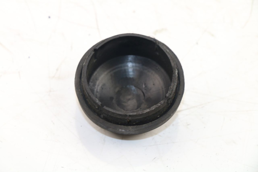 photo de TAPA RUEDA PIAGGIO ZIP 4T 50 (2006 - 2017) - Detalle de la pieza