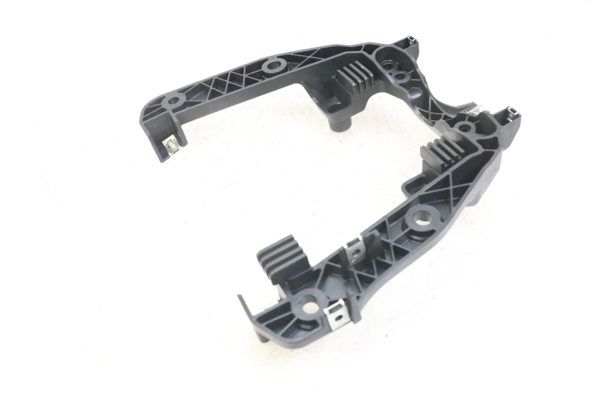 photo de TAPA BAJO EL ASIENTO YAMAHA AEROX 2T 50 (2013 - 2017)
