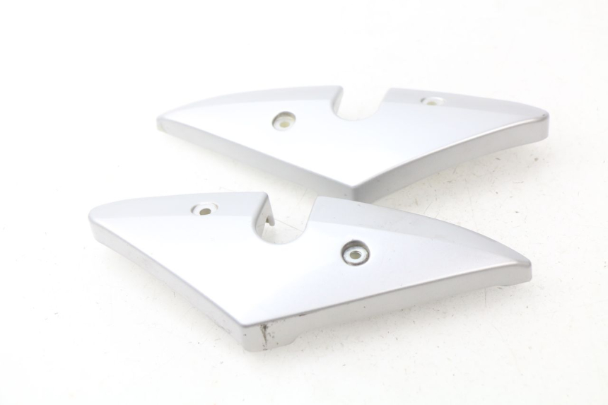 photo de TAPA BAJO ASIENTO HYOSUNG AQUILA GV 125 (2009 - 2016)