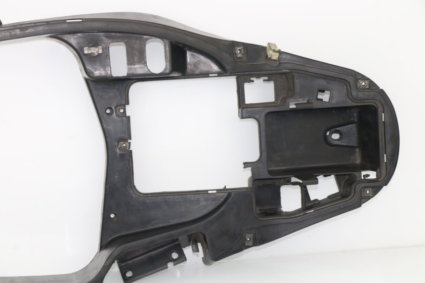 photo de TAPA BAJO EL ASIENTO JONWAY AZTRAL 125 (2008 - 2017)