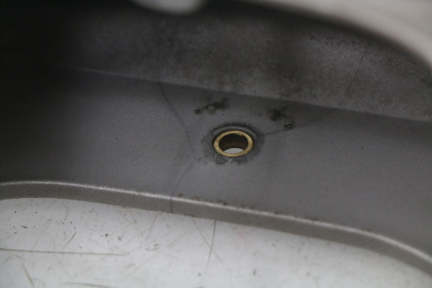 photo de TAPA BAJO ASIENTO PIAGGIO BEVERLY 125 (1998 - 2005)