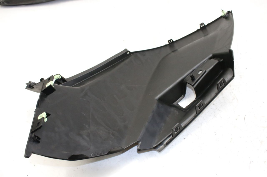 photo de TAPA DEBAJO DEL ASIENTO PEUGEOT CITYSTAR 50 (2013 - 2017)