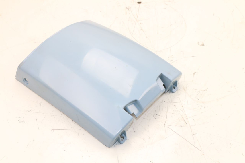 photo de TAPA DEBAJO DEL ASIENTO PEUGEOT DJANGO 2T 50 (2014 - 2019)