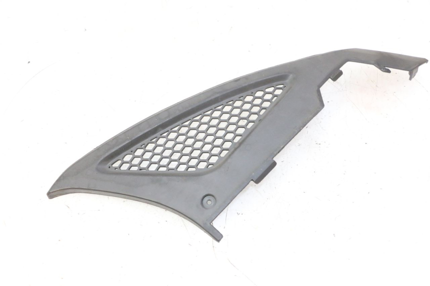 photo de TAPA BAJO ASIENTO DERECHO KYMCO AGILITY NAKED RENOUVO 2T 50 (2011 - 2018)