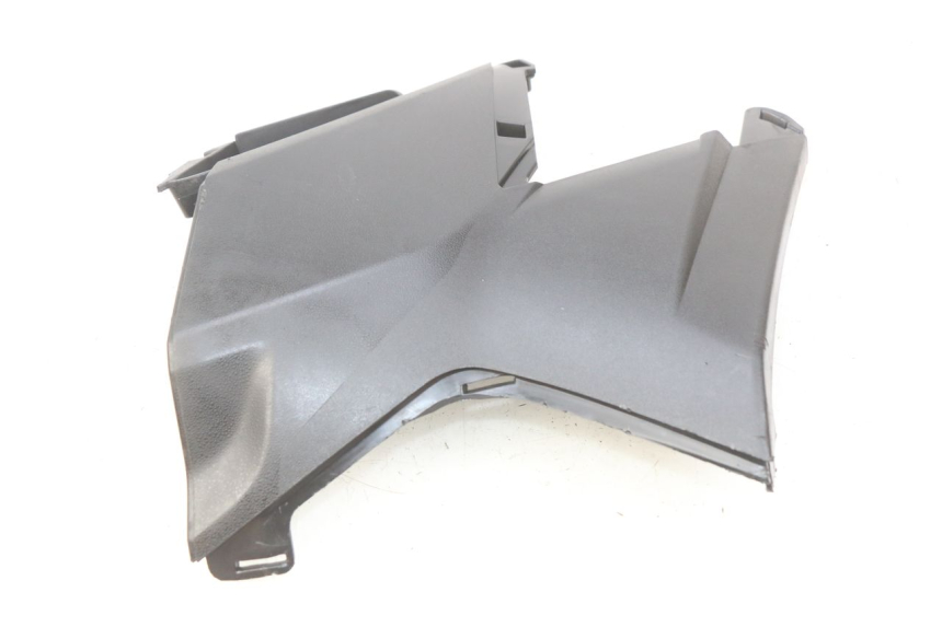 photo de TAPA DEBAJO DEL ASIENTO DERECHO APRILIA SXR 50 (2021 - 2023)