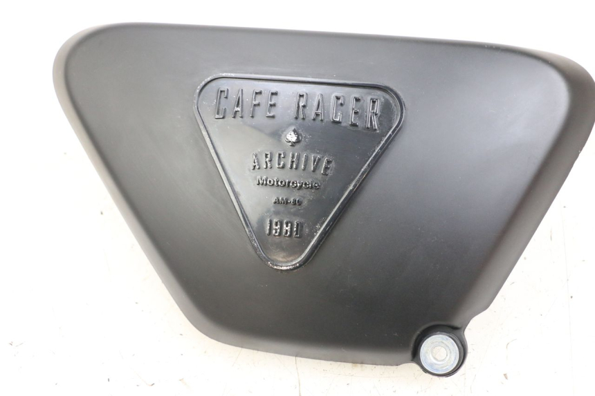 photo de TAPA BAJO ASIENTO DERECHO ARCHIVE CAFE RACER 4T 50 (2019 - 2024)