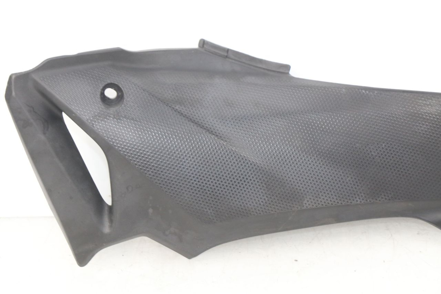 photo de TAPA BAJO ASIENTO DERECHO HONDA CBRF CBR-F PC41 600 (2011 - 2013)