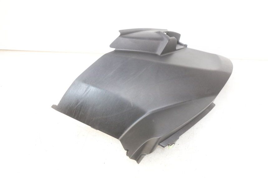 photo de TAPA DEBAJO DEL ASIENTO DERECHO PEUGEOT CITYSTAR AIR 125 (2014 - 2017)